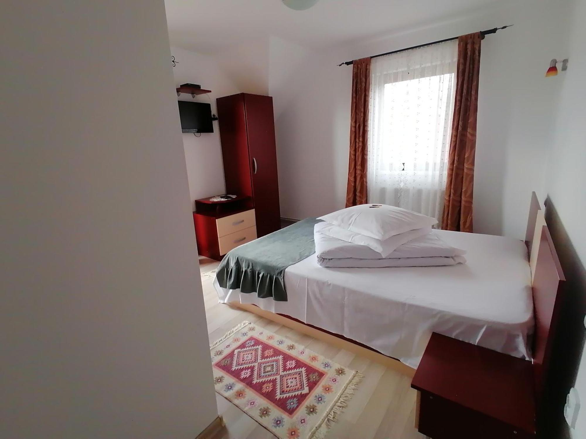 Garofita Pietrei Craiului Hotel Peştera Екстериор снимка