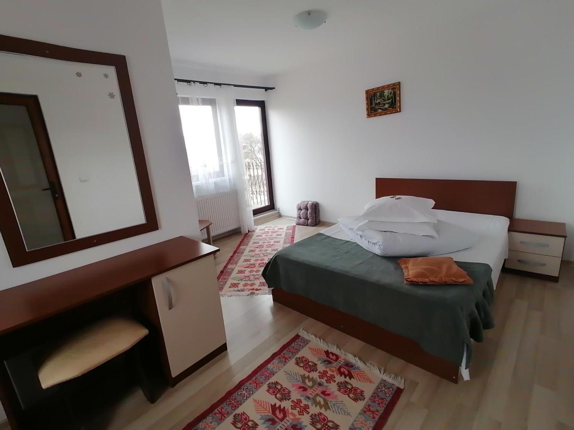 Garofita Pietrei Craiului Hotel Peştera Екстериор снимка
