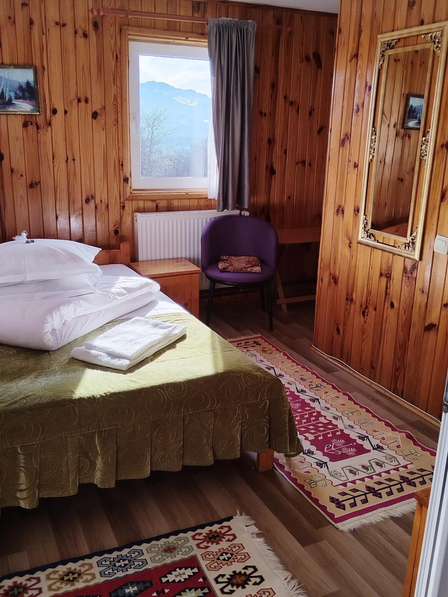 Garofita Pietrei Craiului Hotel Peştera Екстериор снимка